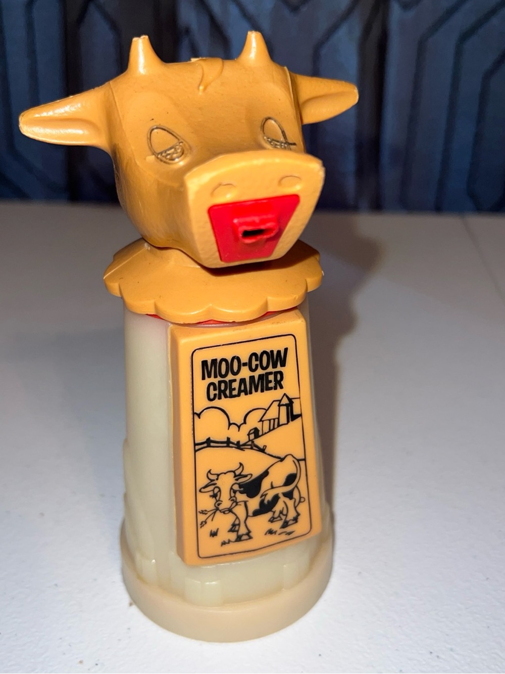 Moo-Cow Creamer Novelty Cow-Shaped Creamer in Yellow and Red